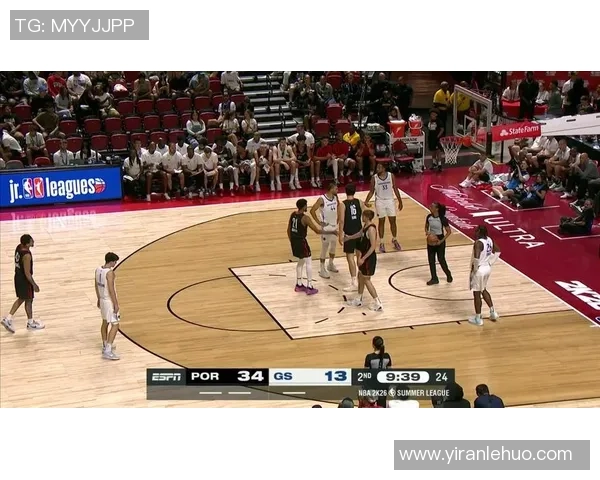 4月25日勇士与开拓者精彩对决录像回放全程回顾与分析