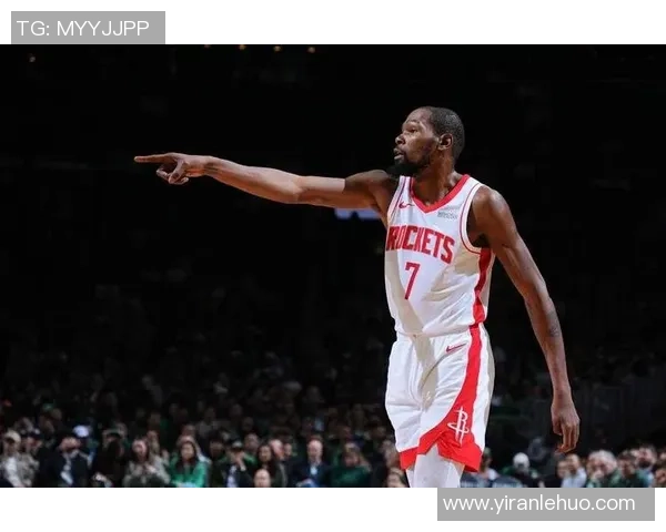 三节打卡28+8场下闲谈！杜兰特四项里程碑之夜太完美：现役第二人